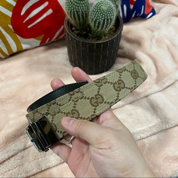 LIKE NEW - GUCCI Belt GG Supreme Size 110/44 - Picture 3 of 8